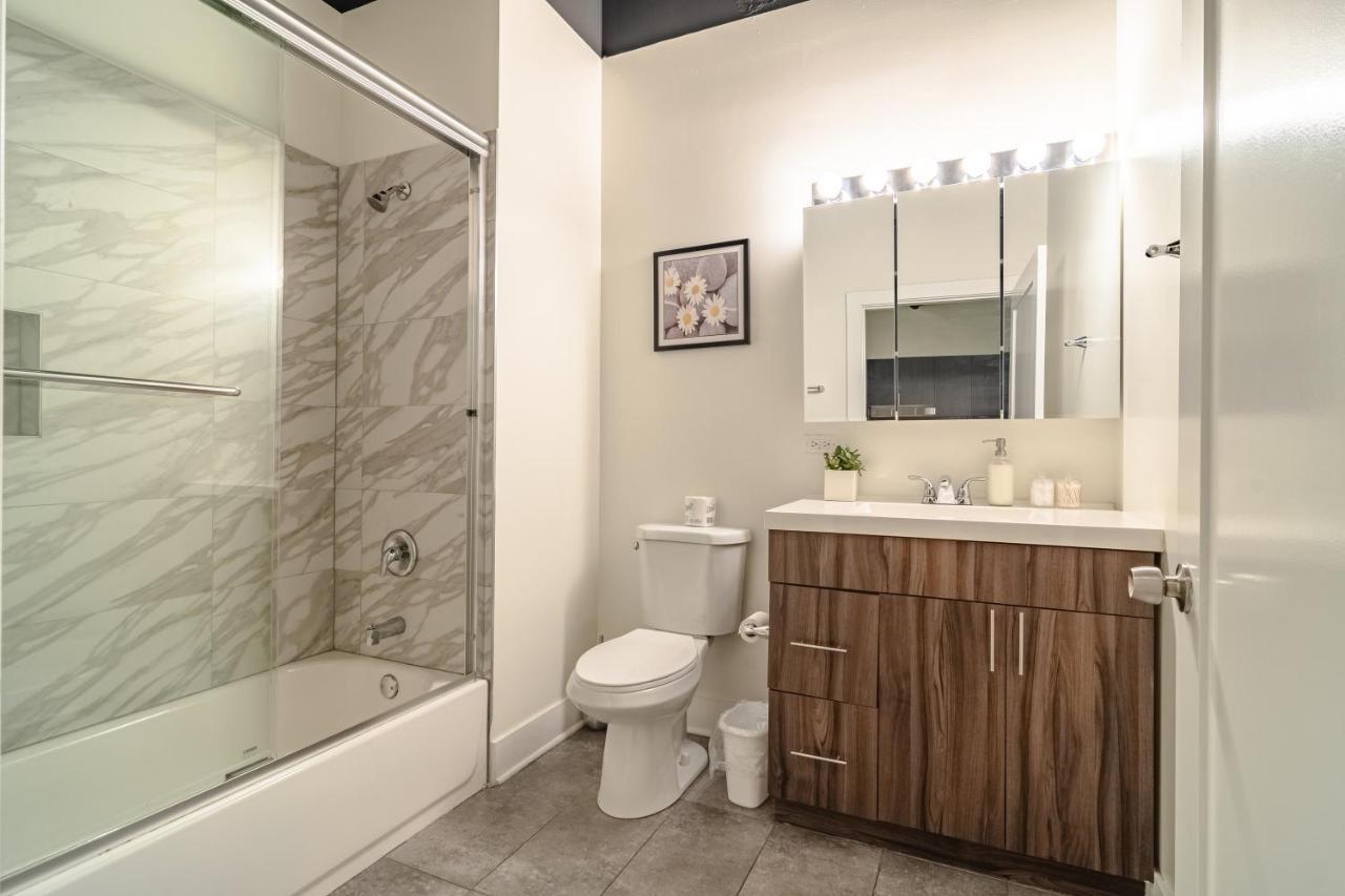 Ideal 3Br Business Or Leisure Rental In Chicago Fully Stocked Kitchen & Fast Internet With Optional Parking Near Soldier Field, Grant Park & Mccormick Place Kültér fotó